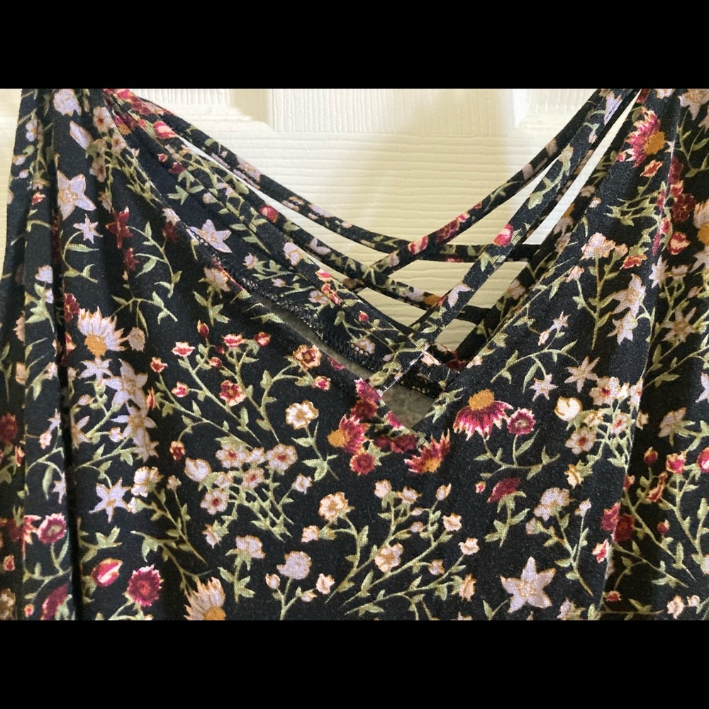 American Eagle Soft & Sexy tank top - Picture 2 of 11